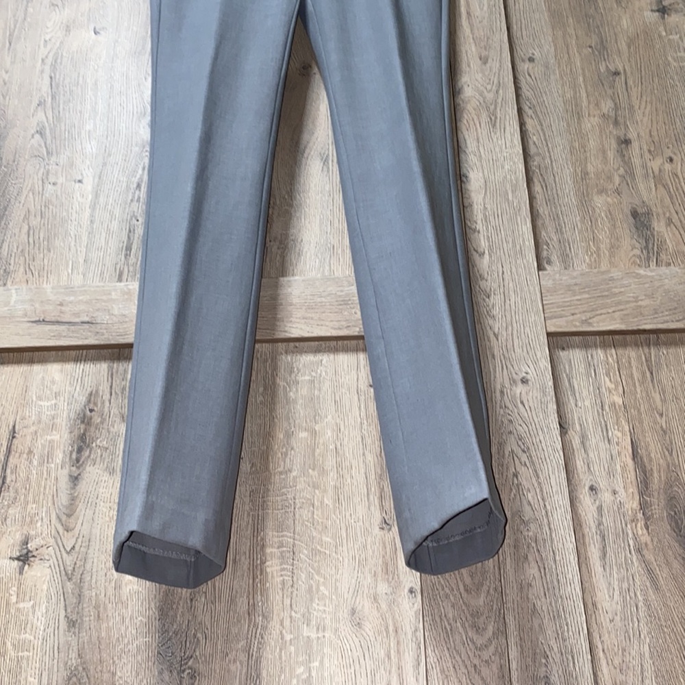 Columnist straight leg MID rise 6 LONG Light Heather Grey  Great condit worn 4x - Picture 3 of 16